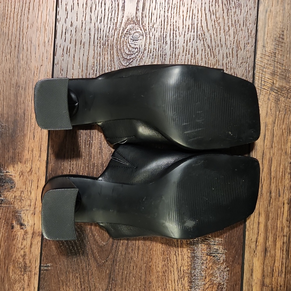 Steve Madden Chunky Block Heels - Picture 12 of 16